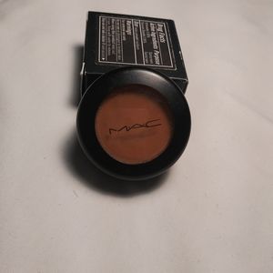 LAST 1❗MAC Studio Finish SPF 35 Concealer - NC45